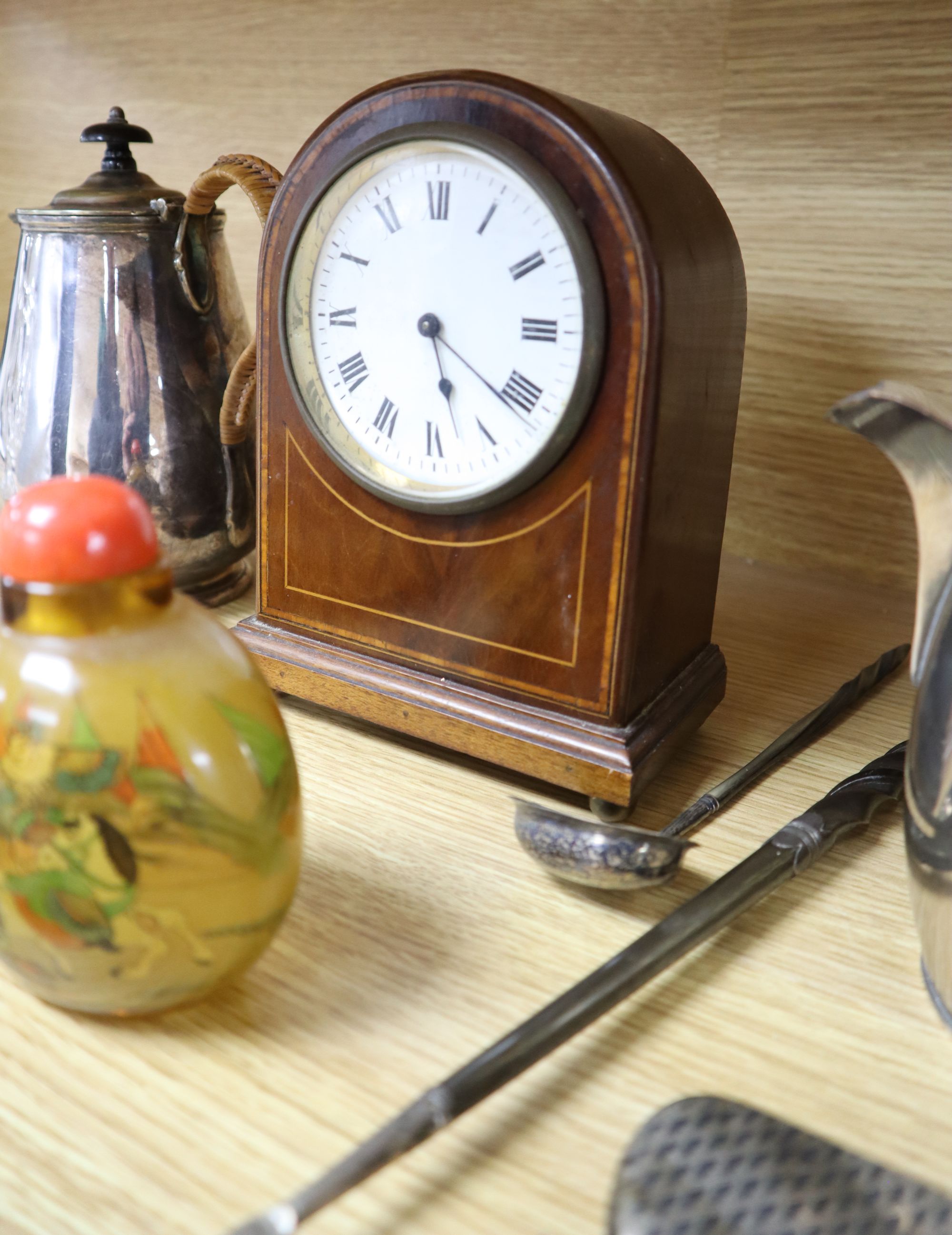 A quantity of mixed collectables including plated wares, minor silver, snuff bottles etc.